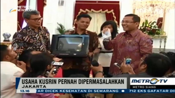 Jokowi Beri Bantuan Modal Pada Kusrin