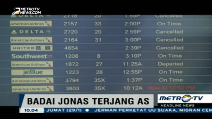 Salju Tebal Ganggu Transportasi Udara di AS  