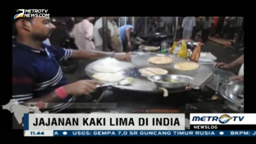  Berbagai Jajanan Kaki Lima Khas India 