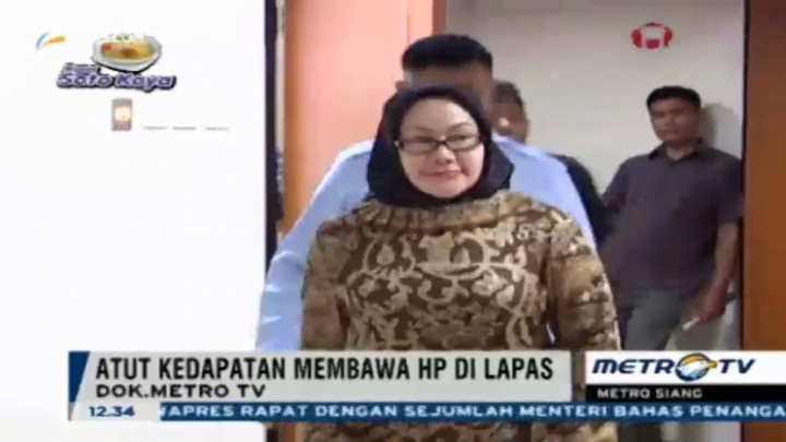 Ratu Atut Kedapatan Bawa Ponsel ke Lapas