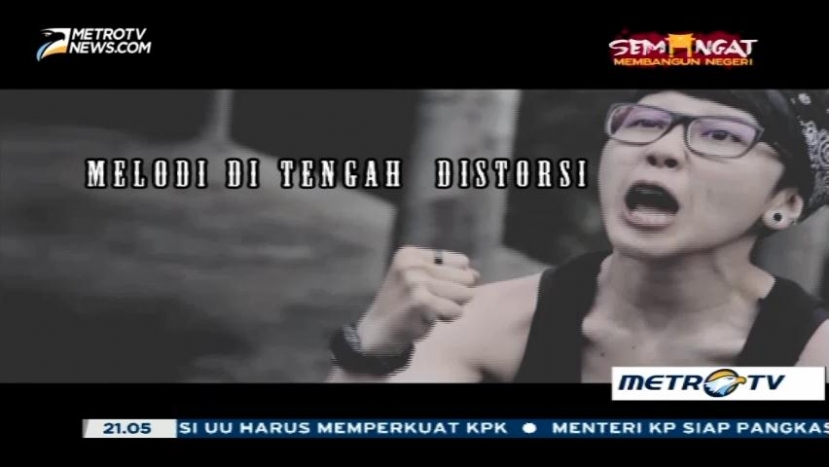 Melodi di Tengah Distorsi (1)