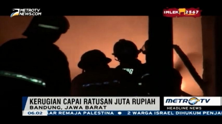 Pabrik Sepatu di Bandung Ludes Terbakar