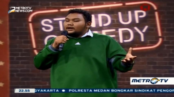  Fico Fachriza, Tukang Duren Aneh Jualannya