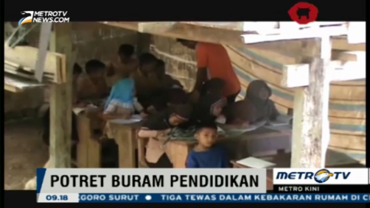 Kurang Kelas, Siswa SDN di Luwu Belajar di Kolong Rumah