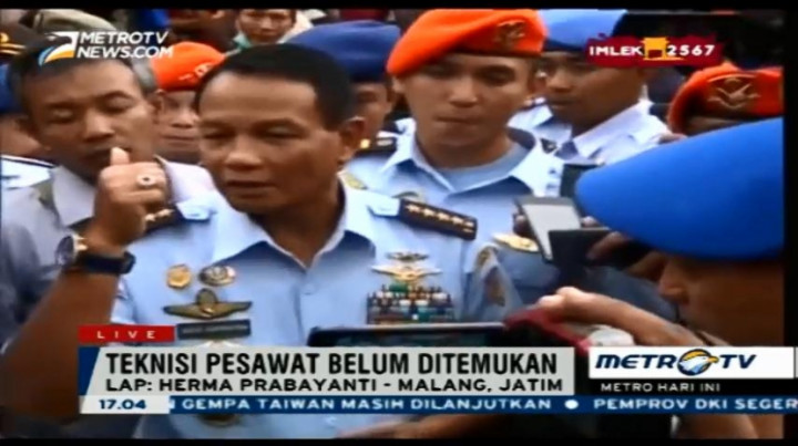 Sang Teknisi Diduga Berada 5 Km dari Lokasi Pesawat Jatuh