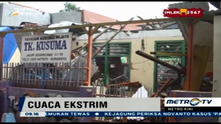 Sekolah TK Ambruk Akibat Hujan Deras