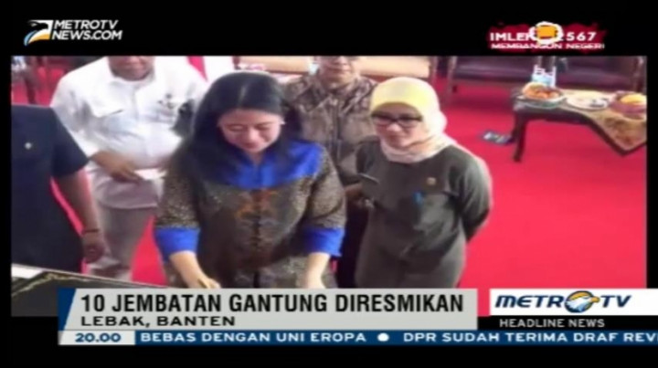 Menteri Puan Resmikan 10 Jembatan Gantung di Lebak 