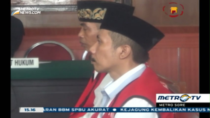 Sidang Salim Kancil, Dua Terdakwa Dijerat Pasal Berlapis