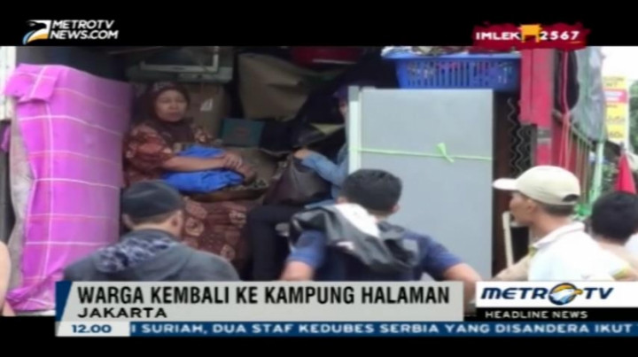  Puluhan Warga Kalijodo Memilih Pulang Kampung 