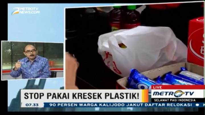 Uji Coba Perdana, Kantong Plastik Dikenakan Harga Rp200