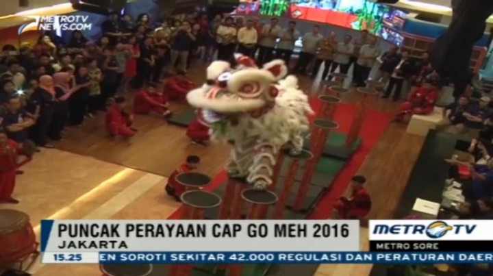 Atraksi Barongsai Meriahkan Perayaan Cap Go Meh di Metro TV