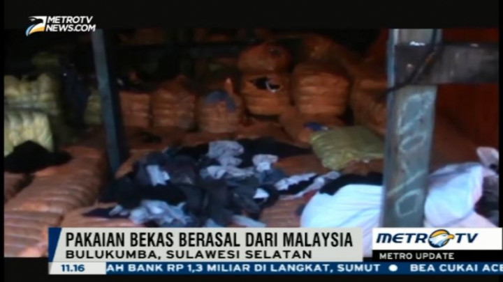 Polda Sulselbar Tangkap Ribuan Bal Pakaian Bekas dari Malaysia