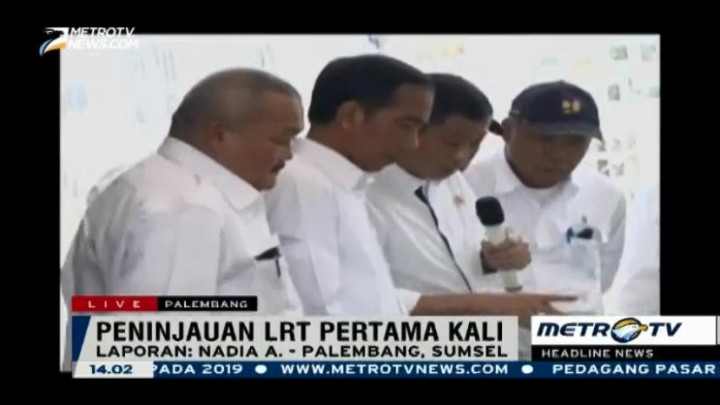 Jokowi Tinjau Proyek LRT di Palembang