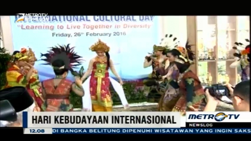 Siswa SMP di Jakarta Perkenalkan Kebudayaan Internasional