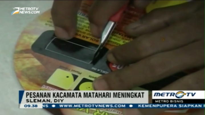 Omzet Perajin Kacamata Gerhana Matahari Meningkat 