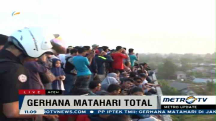 Saksikan GMT, Warga Aceh Padati Gedung TDMRC 