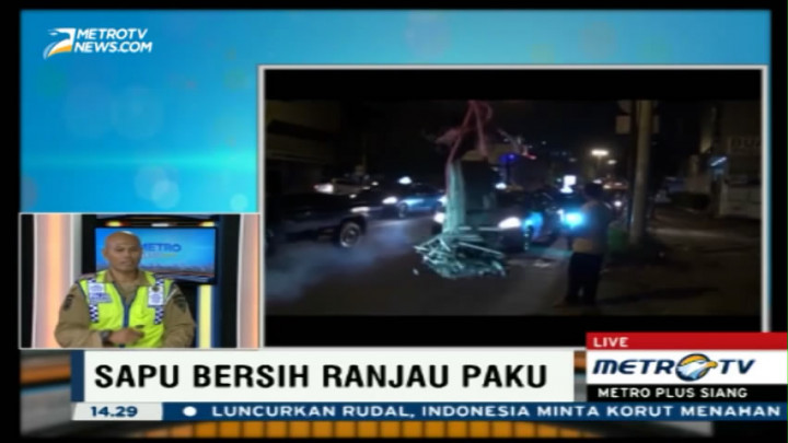 Tips Menghindari Ranjau Paku di Jalan