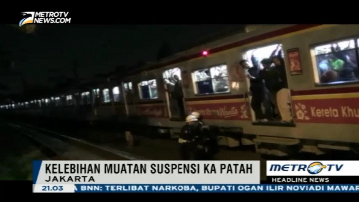 KRL Tanah Abang-Maja Anjlok di Perlintasan Pesanggrahan
