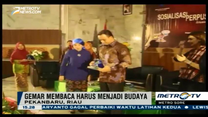 Mendikbud: Minat Baca Masyarakat Indonesia Masih Rendah