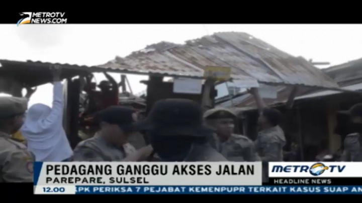 Ratusan PKL di Pare-pare Digusur