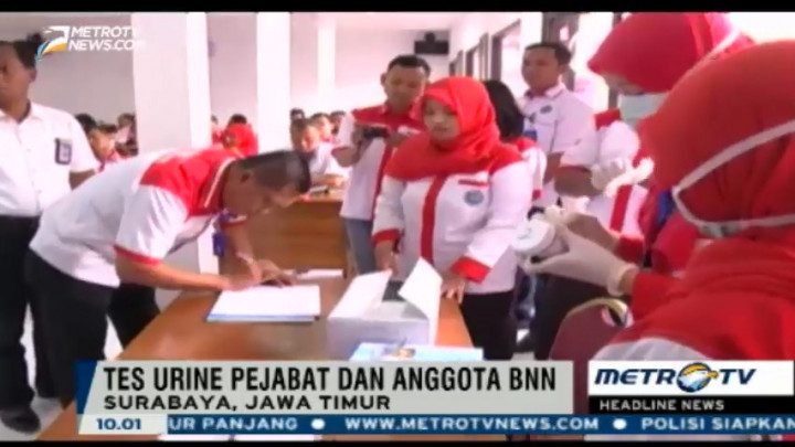 Puluhan Pejabat dan Anggota BNN Jatim Jalani Tes Urine Dadakan