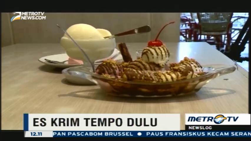 Menikmati Es Krim Tempo Dulu di Kota Pahlawan