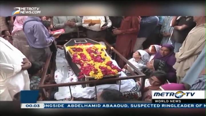 Parents Mourn Children Killed in Pakistan Bombing