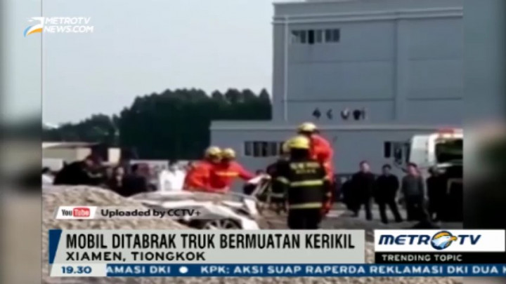 Tertabrak Truk, Sepasang Pemuda Tewas Terkubur Batu Kerikil