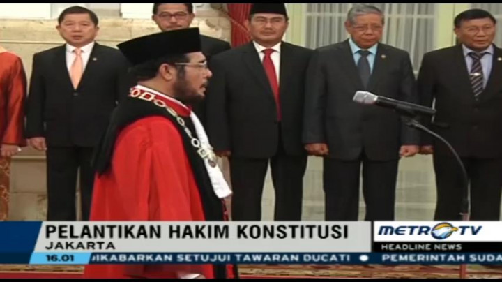 Presiden Lantik Anwar Usman Jadi Hakim Konstitusi