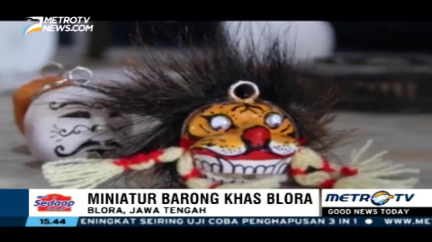 Pria Ini Sulap Limbah Kayu Menjadi Miniatur Barong