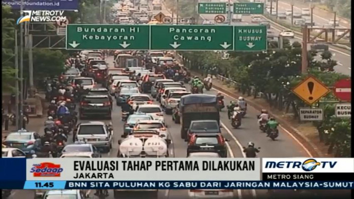 Volume Kendaraan Melonjak pada Uji Coba Pertama Penghapusan 3 in 1