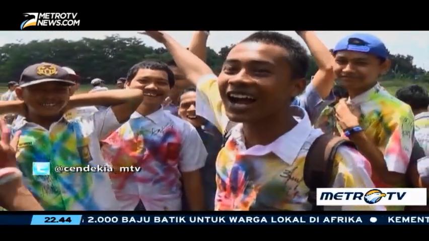 Hura-hura Huru-hara (2)