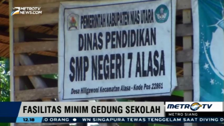 Bangunan Sekolah SMP Negeri 7 Alasa Nias Memprihatinkan