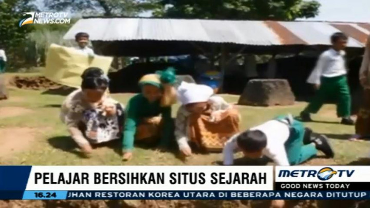 Ratusan Pelajar Bersihkan Situs Majapahit