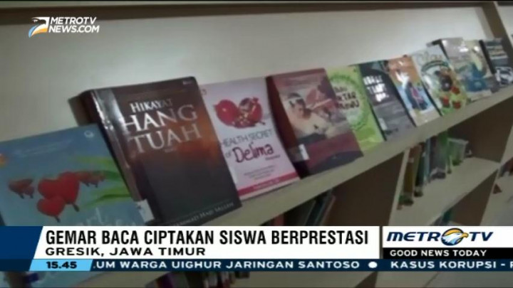 Mengunjungi Perpustakaan SMA Terbaik Se-Indonesia
