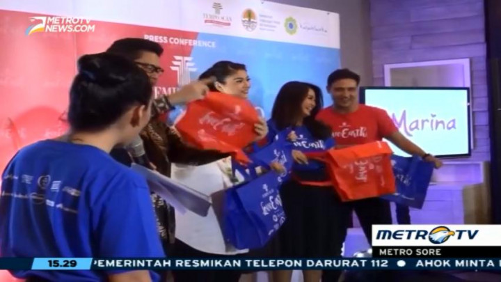 Tempo Scan Bagikan Tas Belanja Gratis