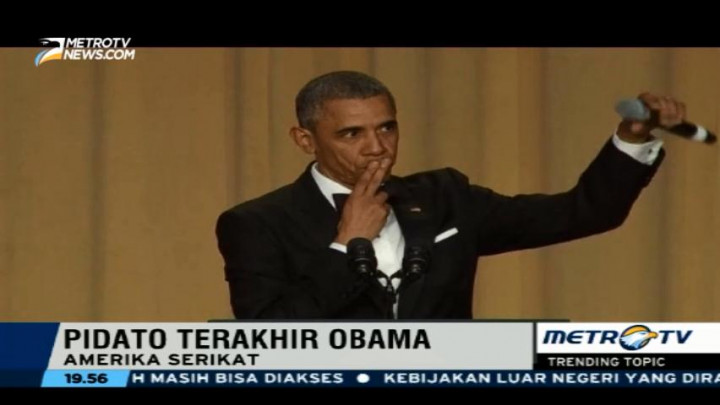 Obama Lakukan Aksi <i>Mic Drop</i> di White House Correspondent Dinner