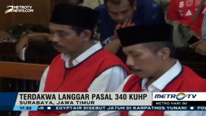 Terdakwa Pembunuhan Salim Kancil Dituntut Hukuman Seumur Hidup