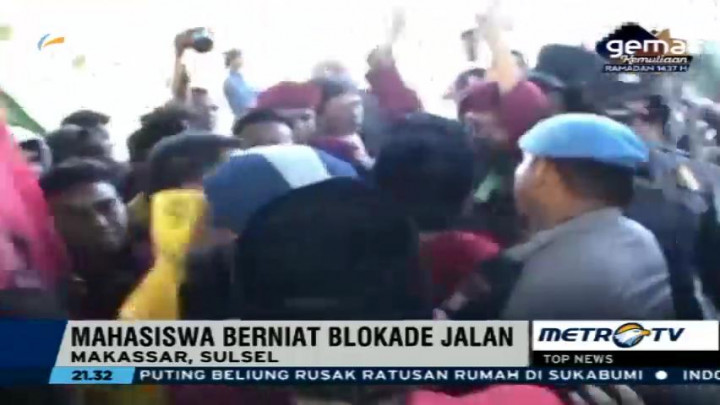 Kericuhan Mewarnai Aksi Unjuk Rasa Harkitnas di Makassar