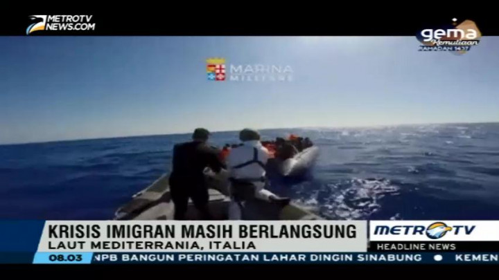 Marinir Italia Selamatkan 2.000 Migran dan Pengungsi