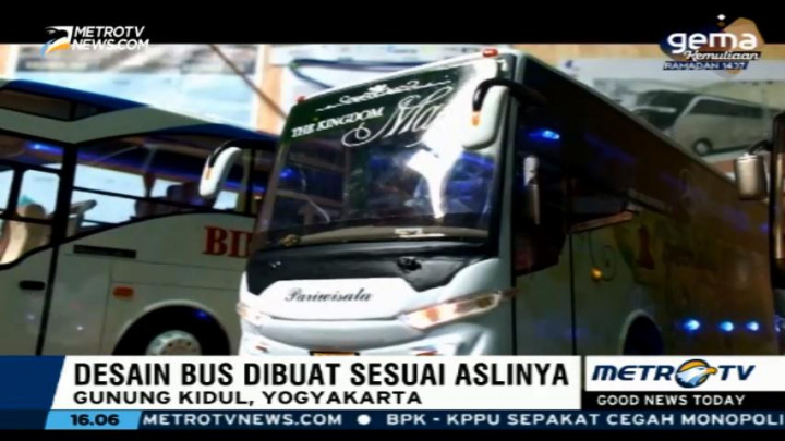 Pria Ini Sulap Barang Bekas Jadi Miniatur Bus