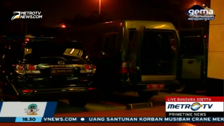 Mobil Tahanan Kejagung Sambut La Nyalla di Soetta
