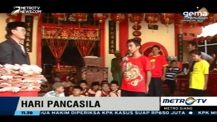 Lomba Menghafal Teks Pancasila di Klenteng Hok Tik Bio
