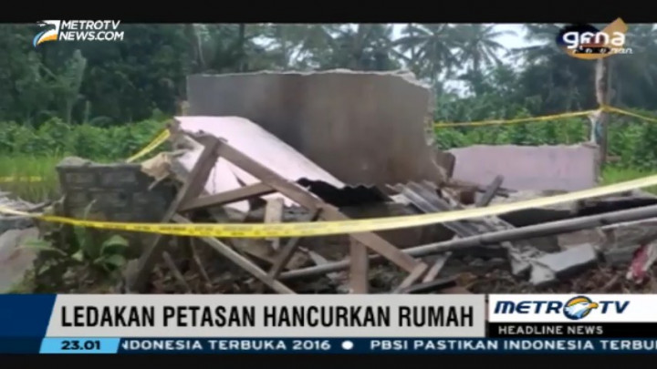 Ledakan Petasan Hancurkan Sebuah Rumah di Sukabumi