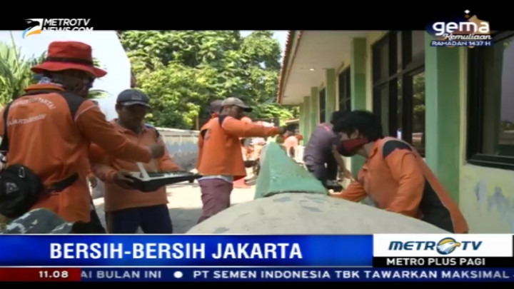 Sambut HUT Jakarta ke-489, Pulau Pramuka Bersih-bersih