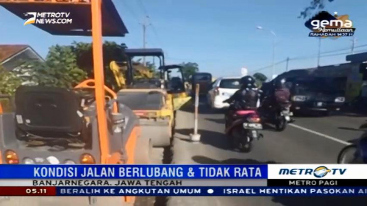 Waspadai Jalan Berlubang di Jalur Alternatif Banjanegara-Wonosobo