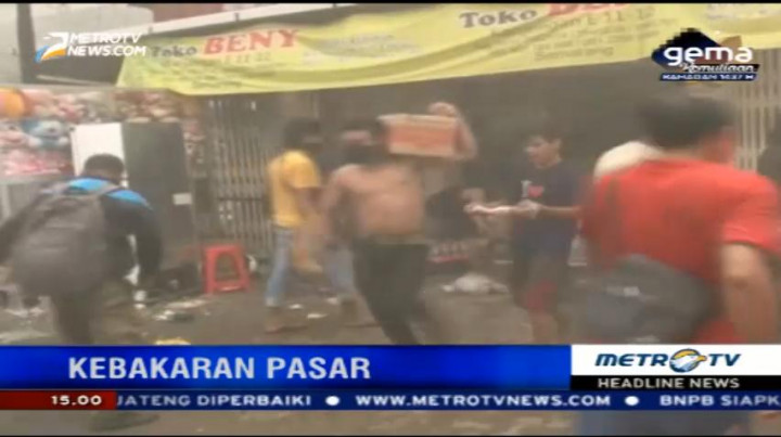 20 Kios Pasar Kanjengan Terbakar