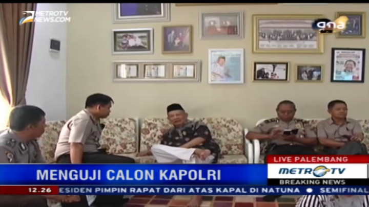 Keluarga Tito Karnavian Saksikan Langsung Proses <i>Fit & Proper Test</i>