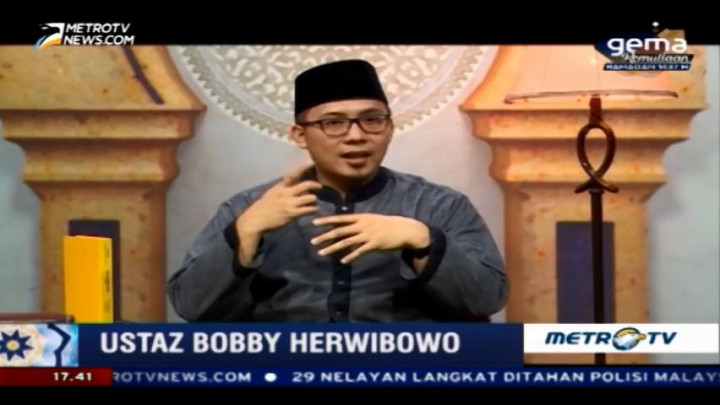 Menghiasi Rumah dengan Alquran