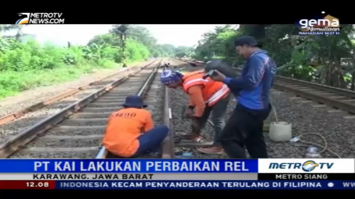 Jelang Arus Mudik, PT KAI Lakukan Perbaikan Jalur Rel Kereta